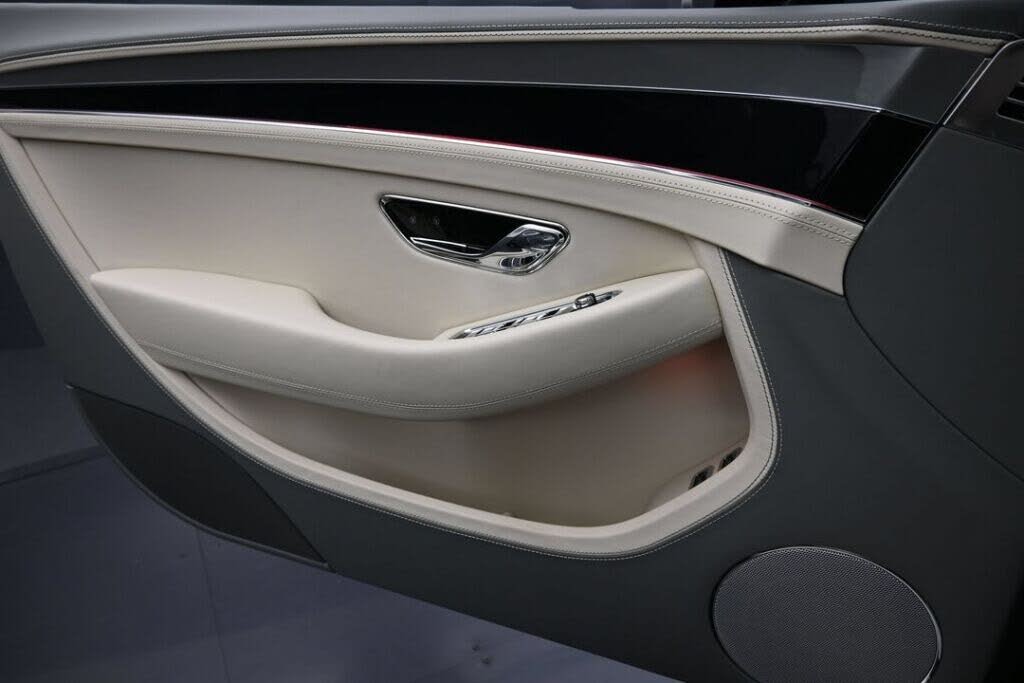 2026 Bentley Continental GTC AWD photo 21
