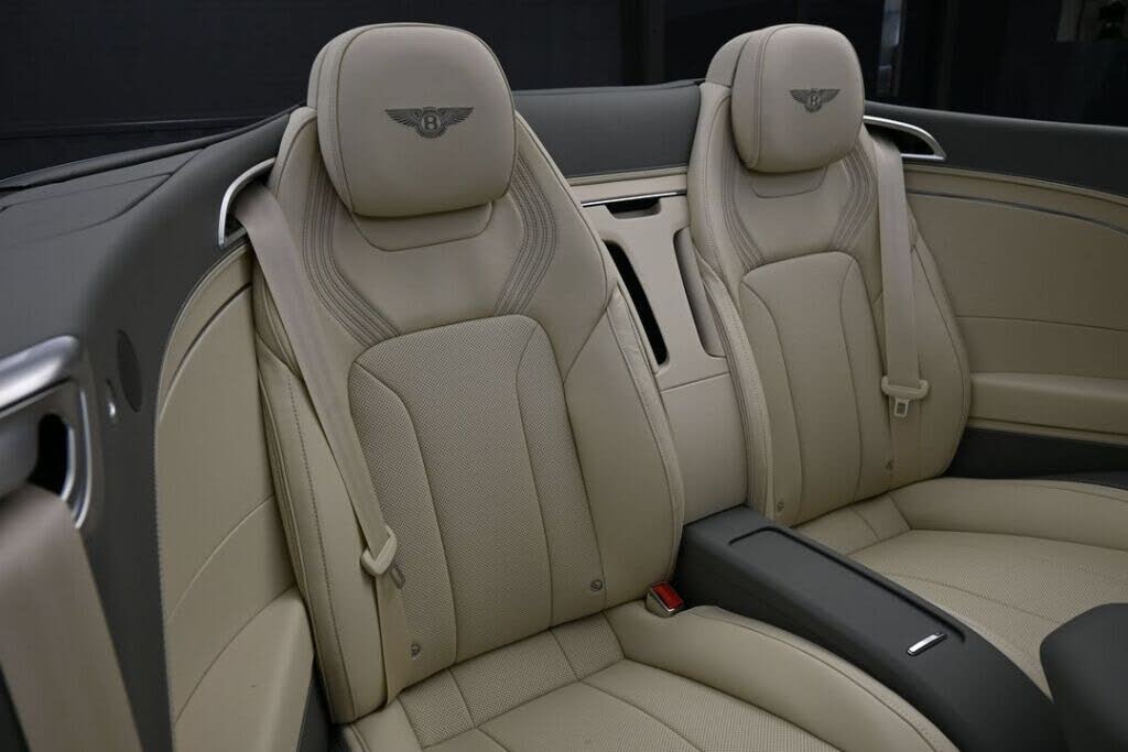 2026 Bentley Continental GTC AWD photo 9