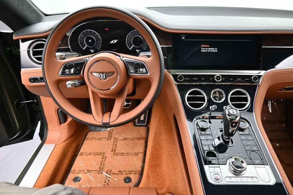 2026 Bentley Continental GT AWD photo 2