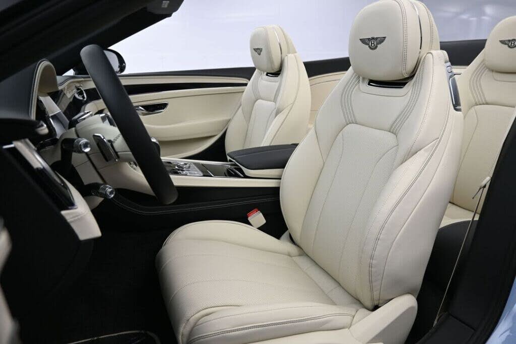 2026 Bentley Continental GTC AWD photo 11