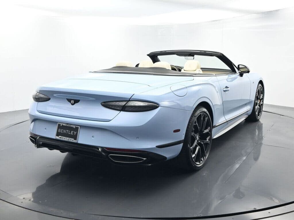 2026 Bentley Continental GTC AWD photo 13