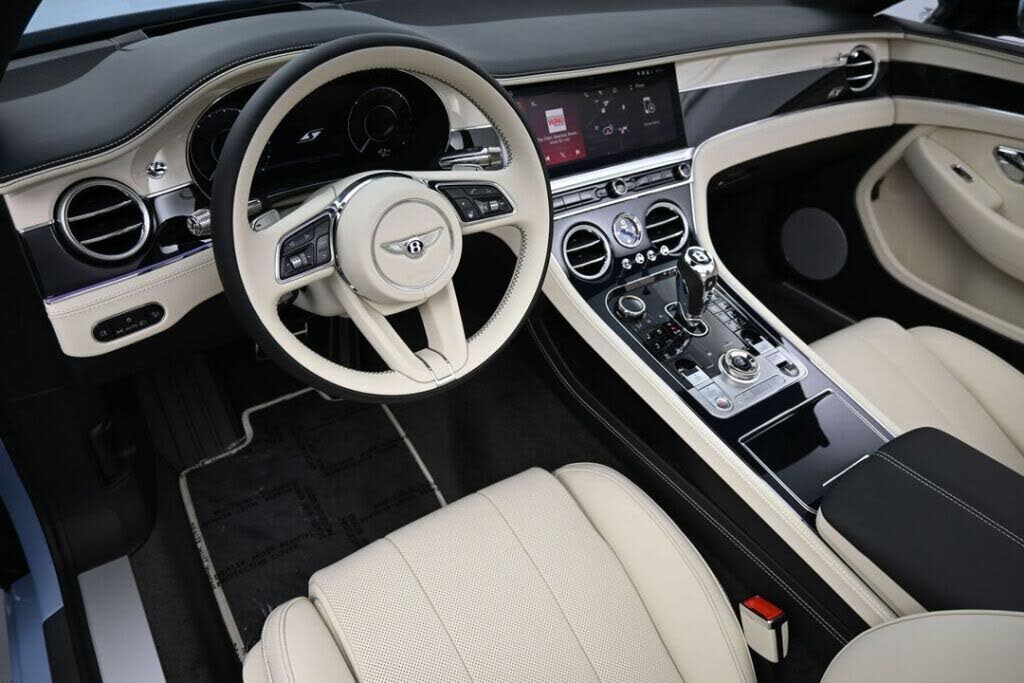 2026 Bentley Continental GTC AWD photo 18