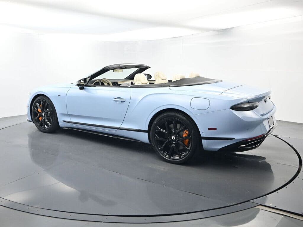 2026 Bentley Continental GTC AWD photo 3