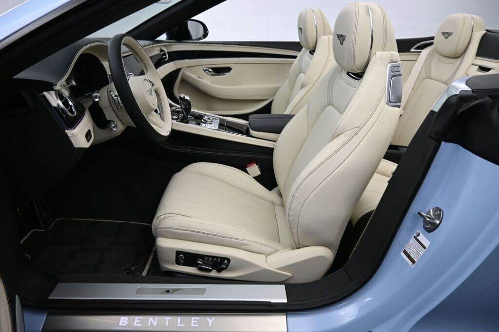 2026 Bentley Continental GTC AWD photo 4