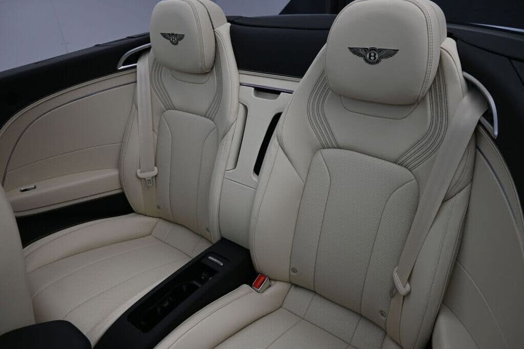 2026 Bentley Continental GTC AWD photo 7
