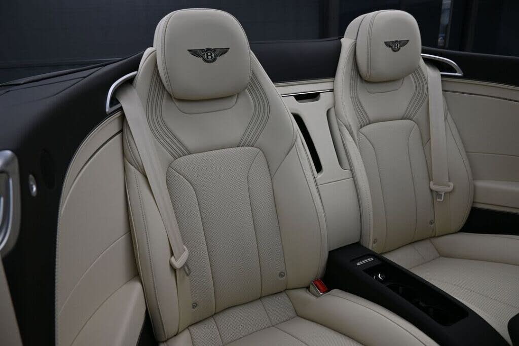 2026 Bentley Continental GTC AWD photo 9