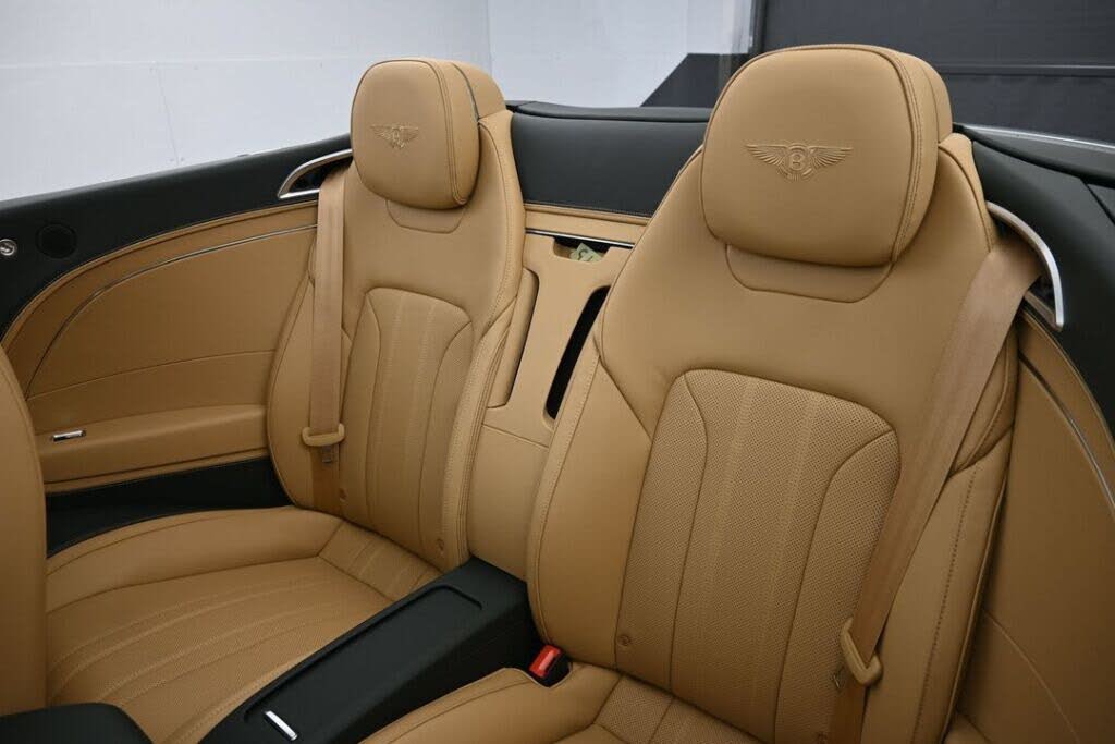 2026 Bentley Continental GTC AWD photo 7
