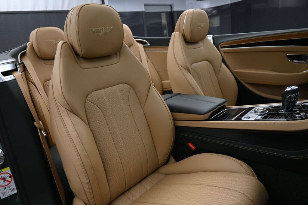 2026 Bentley Continental GTC AWD photo 10