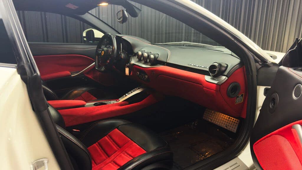 2015 Ferrari F12 Berlinetta Coupe photo 16