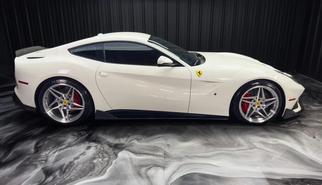 2015 Ferrari F12 Berlinetta Coupe photo 5