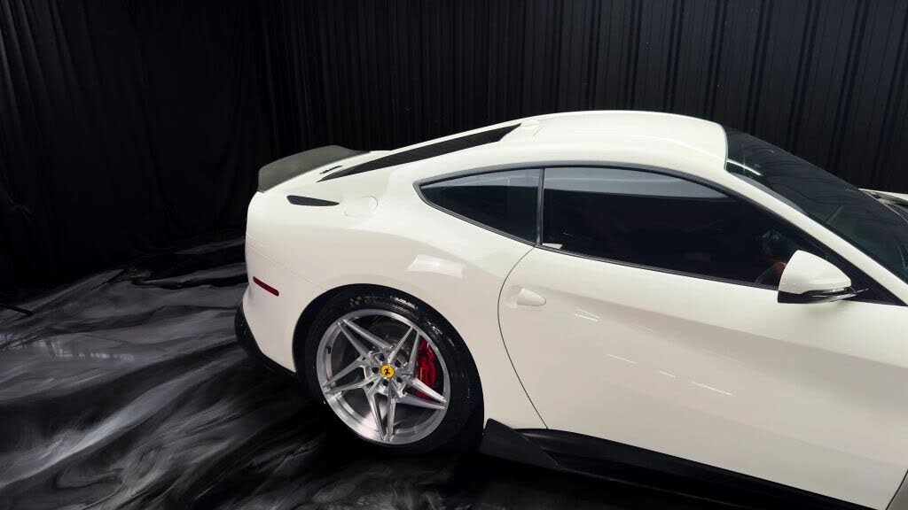 2015 Ferrari F12 Berlinetta Coupe photo 9