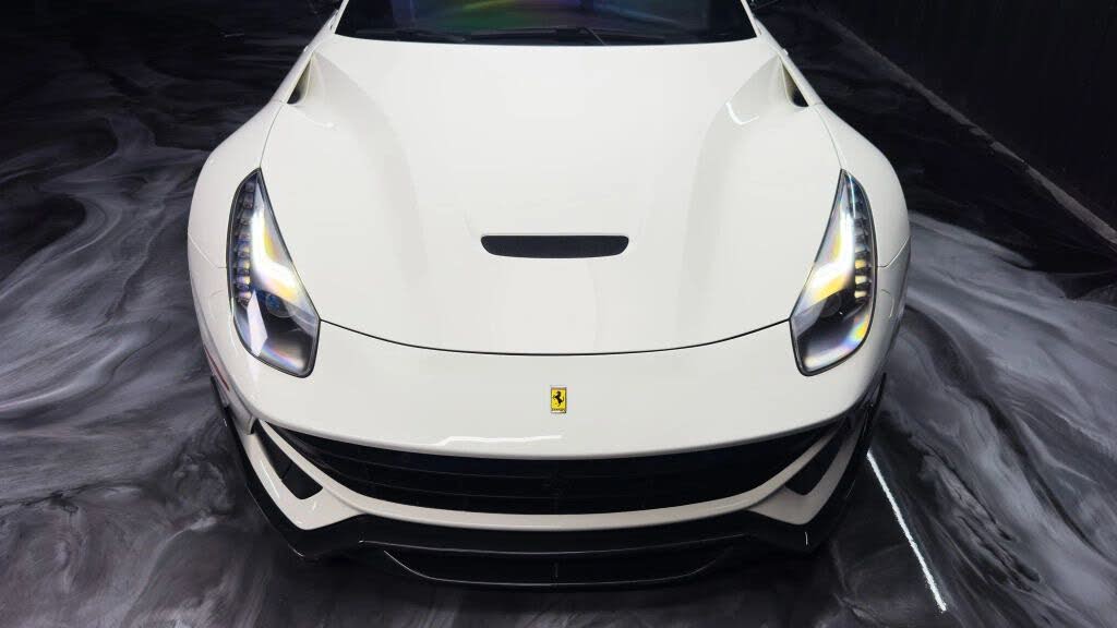 2015 Ferrari F12 Berlinetta Coupe photo 10