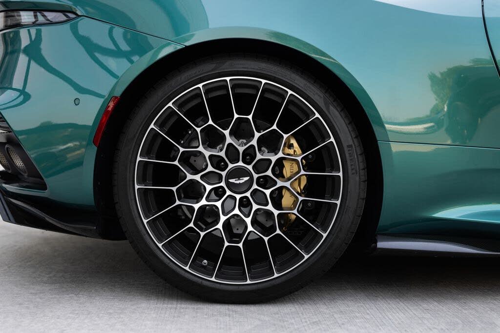 2023 Aston Martin DBS 770 Ultimate Volante RWD photo 5