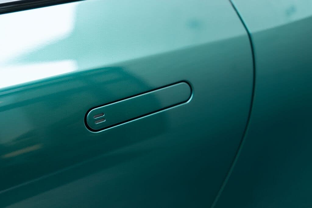 2023 Aston Martin DBS 770 Ultimate Volante RWD photo 9
