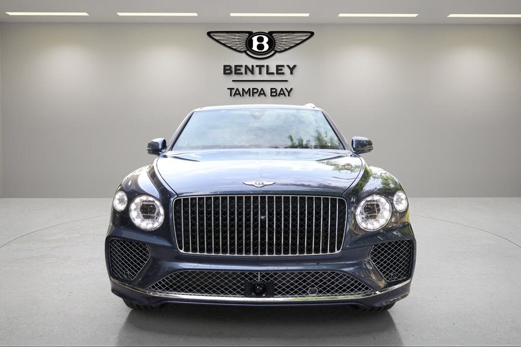 2026 Bentley Bentayga Azure V8 AWD photo 11