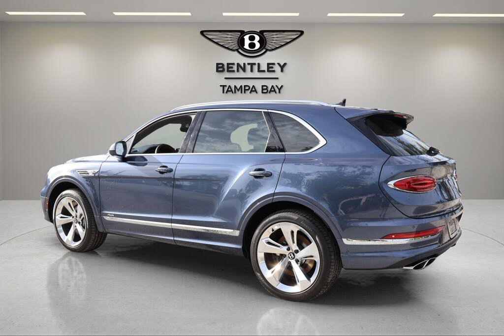 2026 Bentley Bentayga Azure V8 AWD photo 3