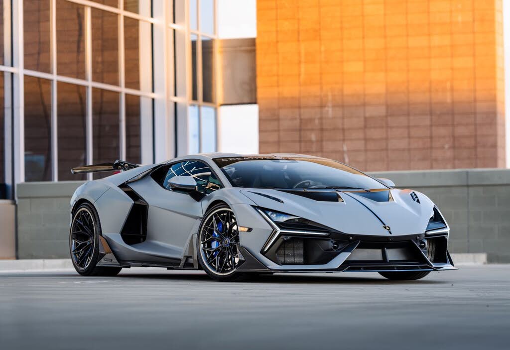2024 Lamborghini Revuelto AWD