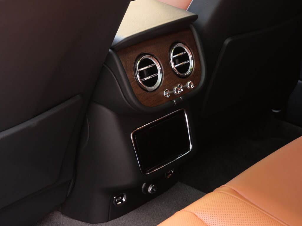 2026 Bentley Bentayga V8 AWD photo 19