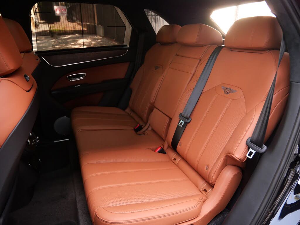 2026 Bentley Bentayga V8 AWD photo 21