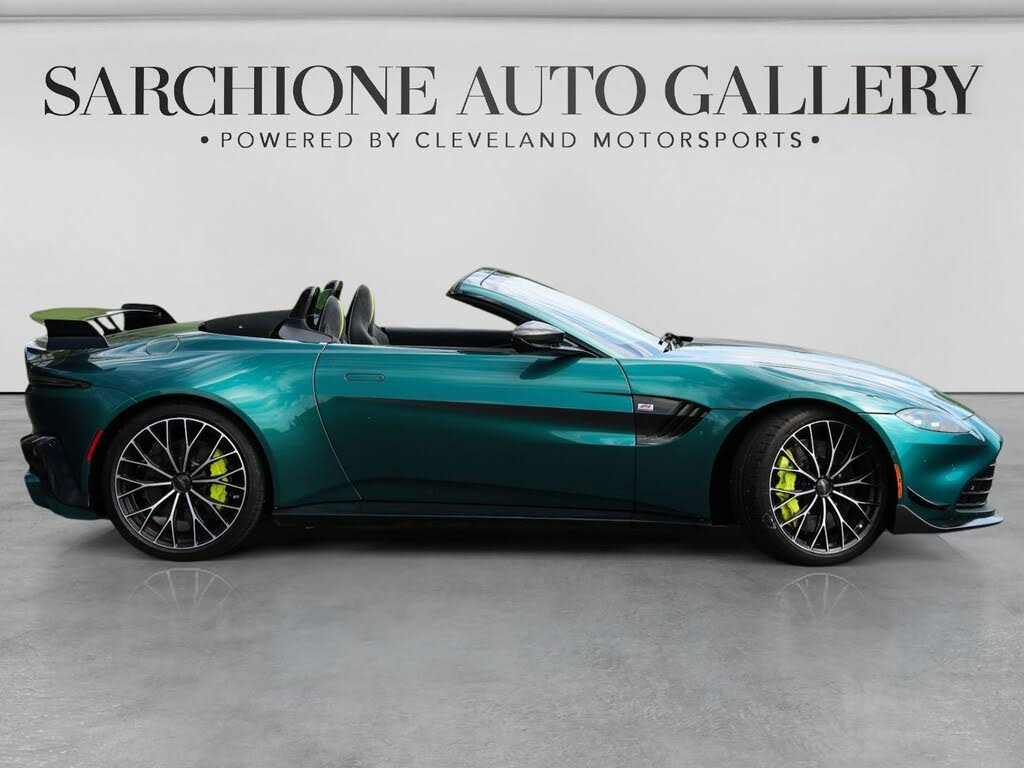 2023 Aston Martin Vantage V8 Convertible RWD photo 18