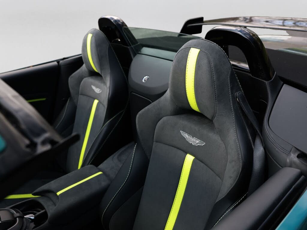 2023 Aston Martin Vantage V8 Convertible RWD photo 19