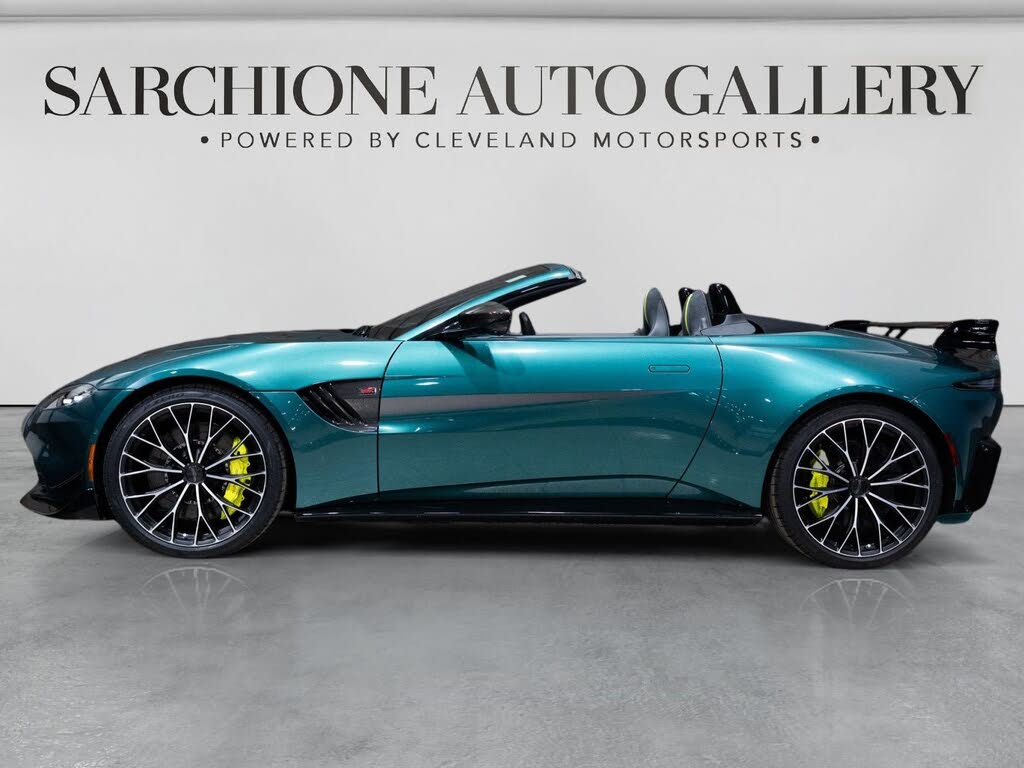 2023 Aston Martin Vantage V8 Convertible RWD photo 3