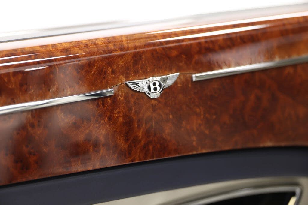 2017 Bentley Mulsanne RWD photo 14