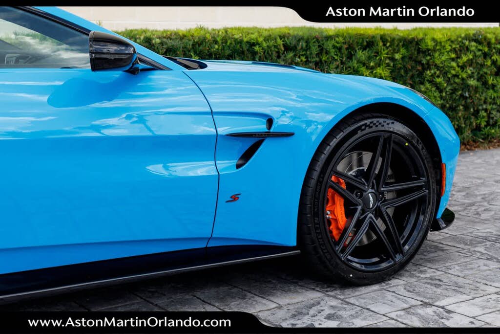 2026 Aston Martin Vantage S Coupe RWD photo 9