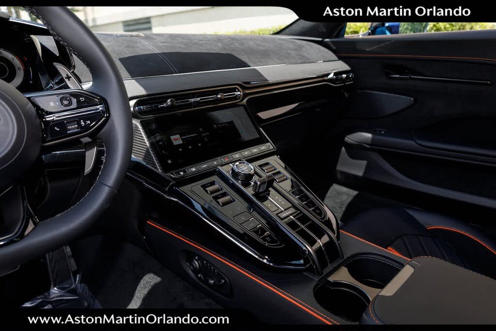 2026 Aston Martin Vantage S Coupe RWD photo 10