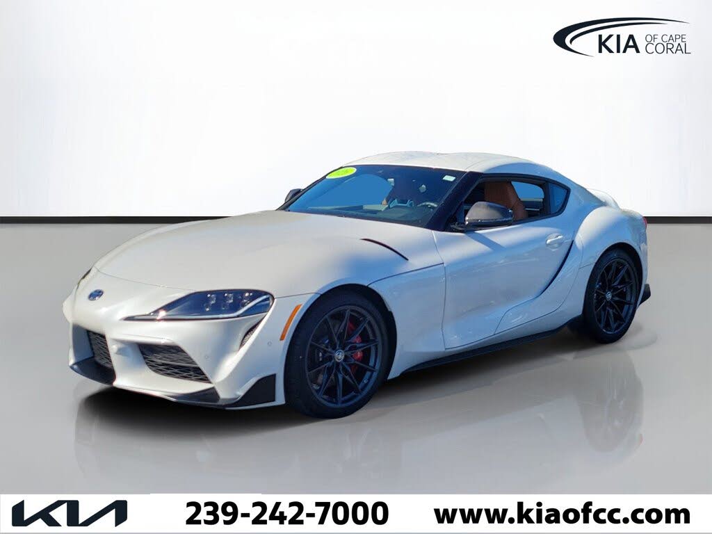 2026 Toyota Supra 3.0 Premium RWD photo 4 of 24