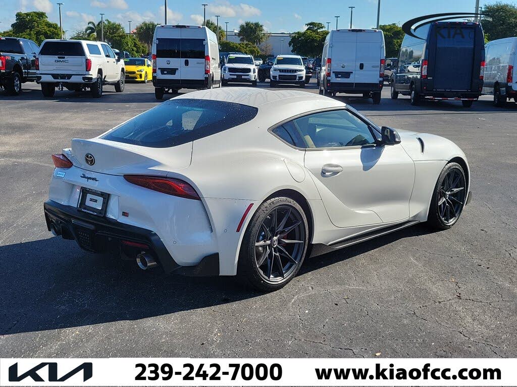 2026 Toyota Supra 3.0 Premium RWD photo 8 of 24
