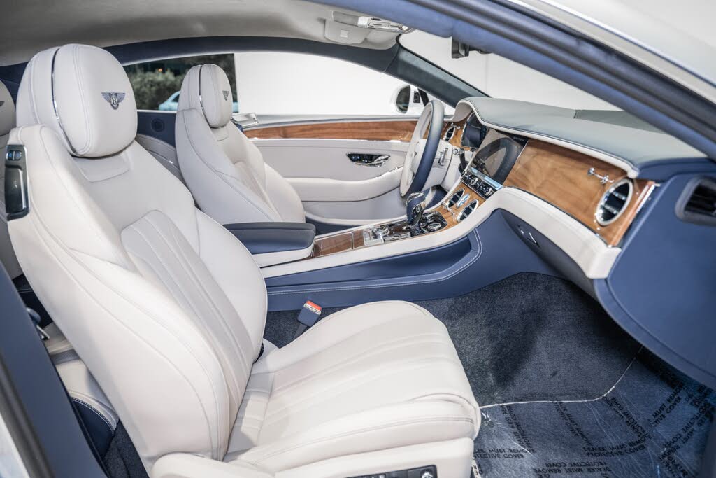 2026 Bentley Continental GT AWD photo 2