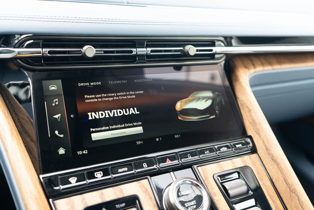 2026 Aston Martin DB12 S Volante RWD photo 18