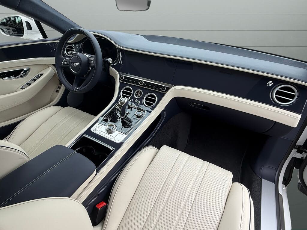 2026 Bentley Continental GT AWD photo 17