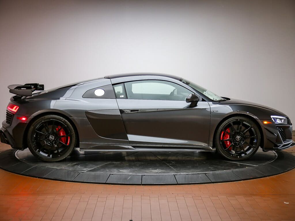 2023 Audi R8 V10 GT Coupe RWD photo 18 of 24