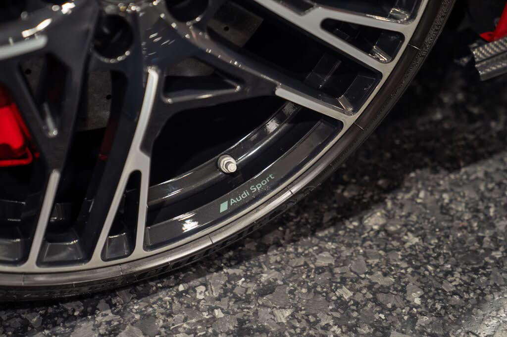2023 Audi R8 quattro V10 Performance Spyder AWD photo 23 of 24
