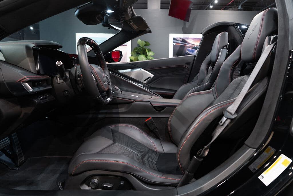 2025 Chevrolet Corvette Z06 3LZ Convertible RWD photo 24