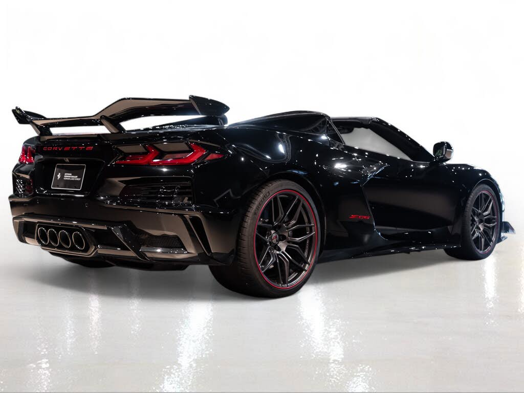 2025 Chevrolet Corvette Z06 3LZ Convertible RWD photo 9