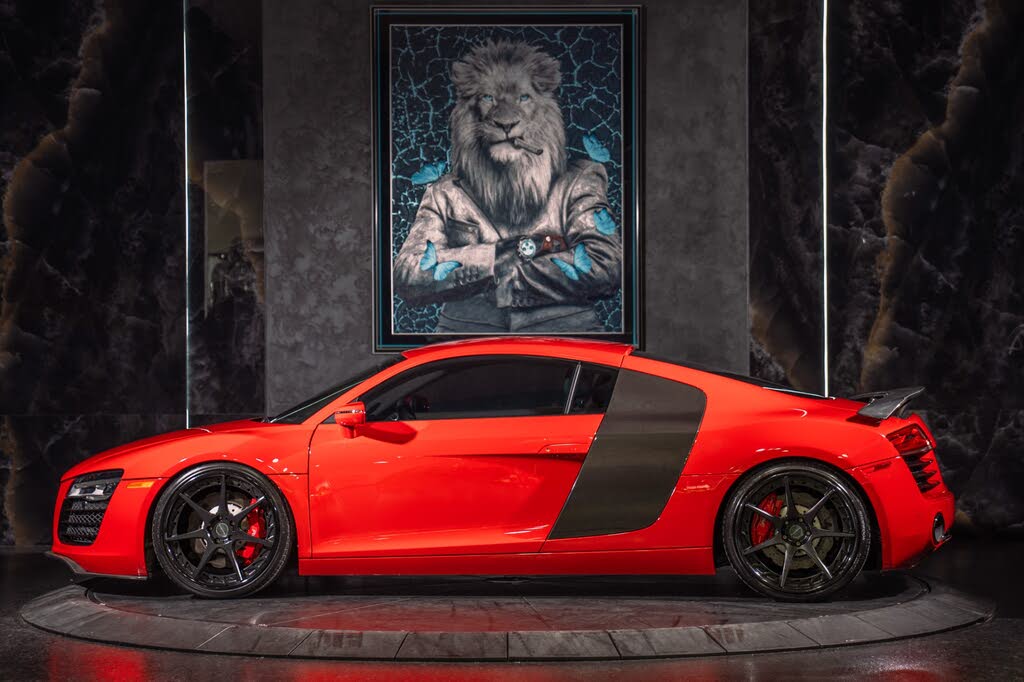 2015 Audi R8 quattro V8 Coupe AWD photo 3 of 24
