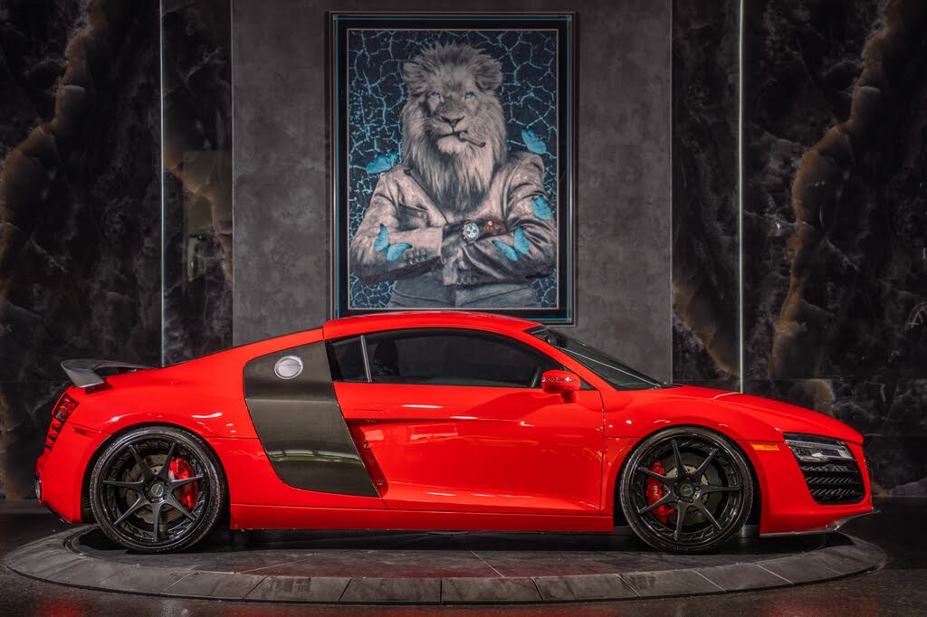 2015 Audi R8 quattro V8 Coupe AWD photo 7 of 24