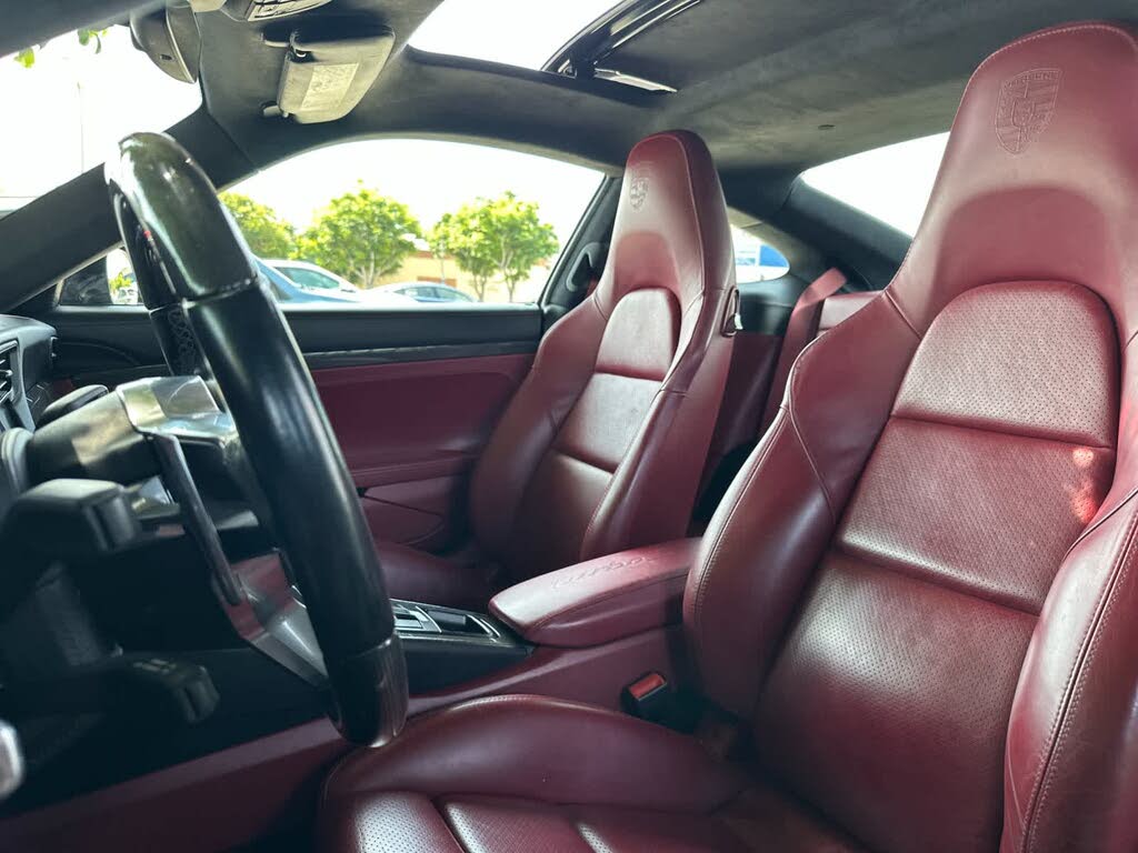 2017 Porsche 911 Turbo S Coupe AWD photo 5 of 24