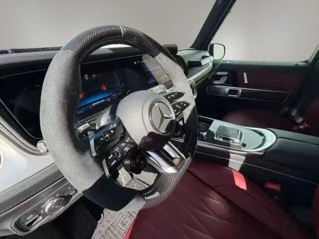 2025 Mercedes-Benz G-Class AMG G 63 4MATIC photo 9 of 13
