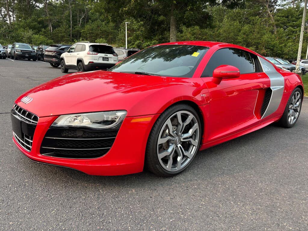 2012 Audi R8 5.2 quattro Coupe AWD photo 7 of 24