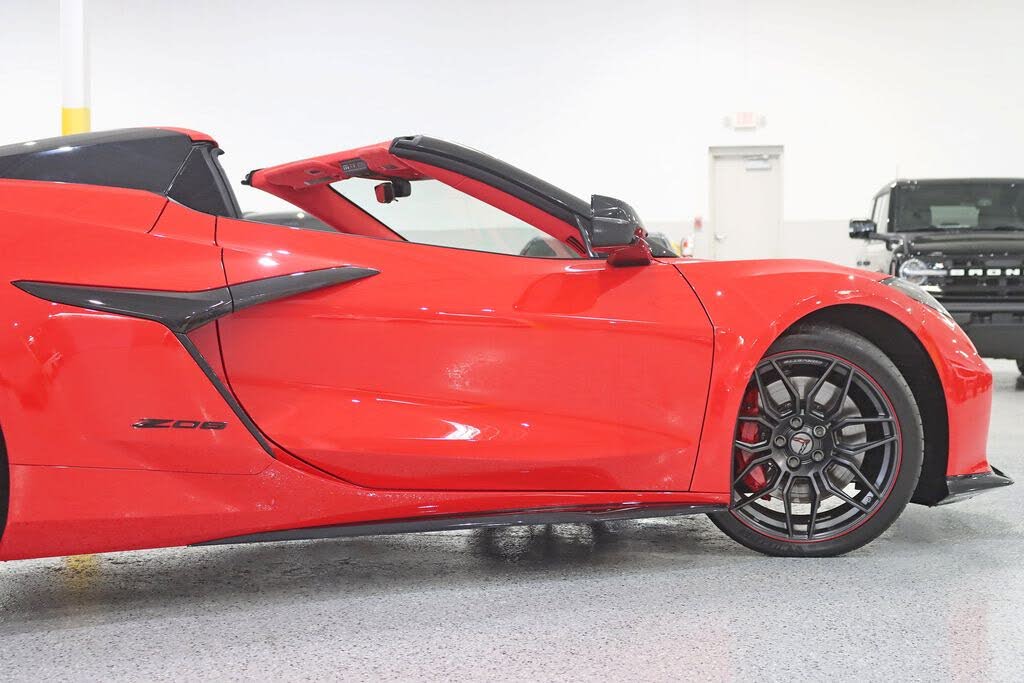 2023 Chevrolet Corvette Z06 3LZ Convertible RWD photo 13