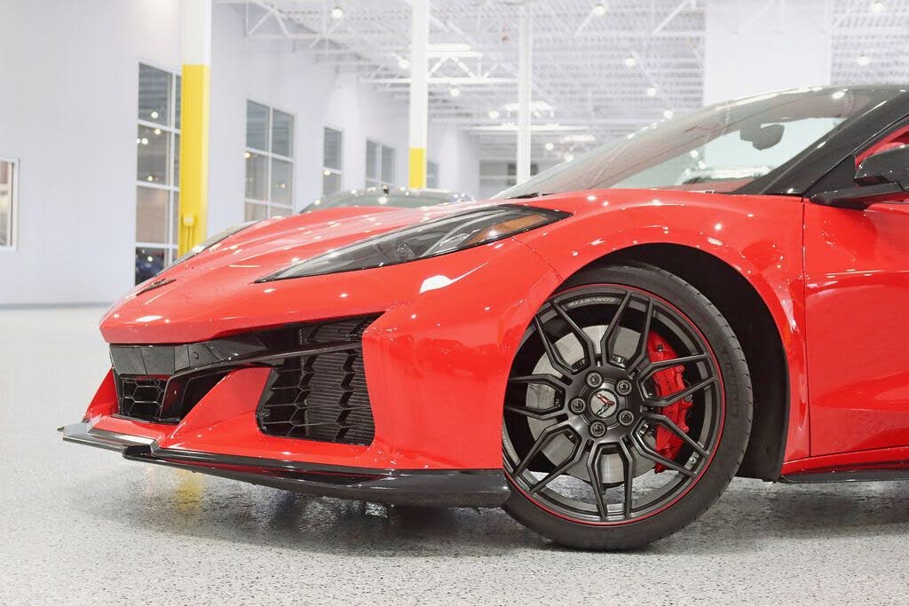 2023 Chevrolet Corvette Z06 3LZ Convertible RWD photo 4