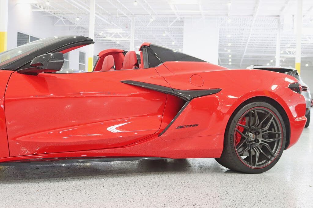 2023 Chevrolet Corvette Z06 3LZ Convertible RWD photo 5