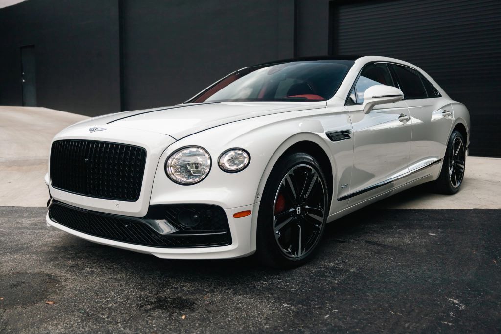 2021 Bentley Flying Spur W12 Sedan