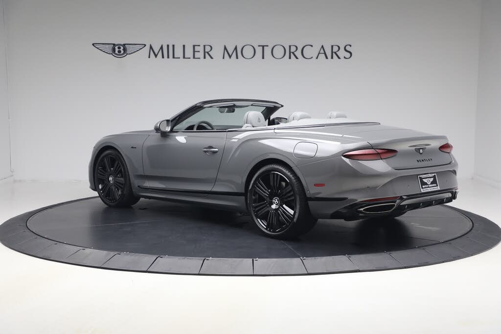 2026 Bentley Continental GTC Azure AWD photo 3