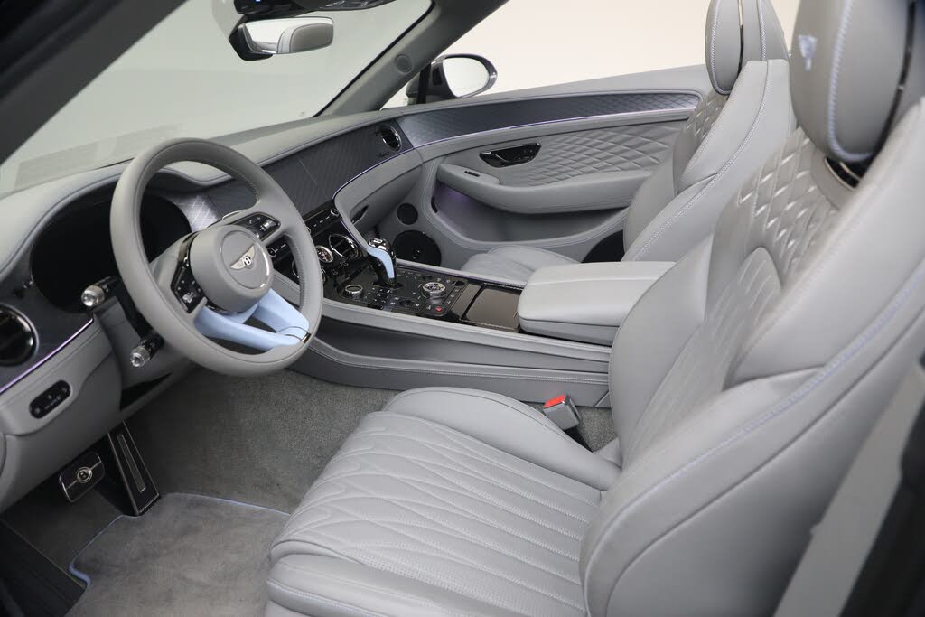 2026 Bentley Continental GTC Azure AWD photo 24