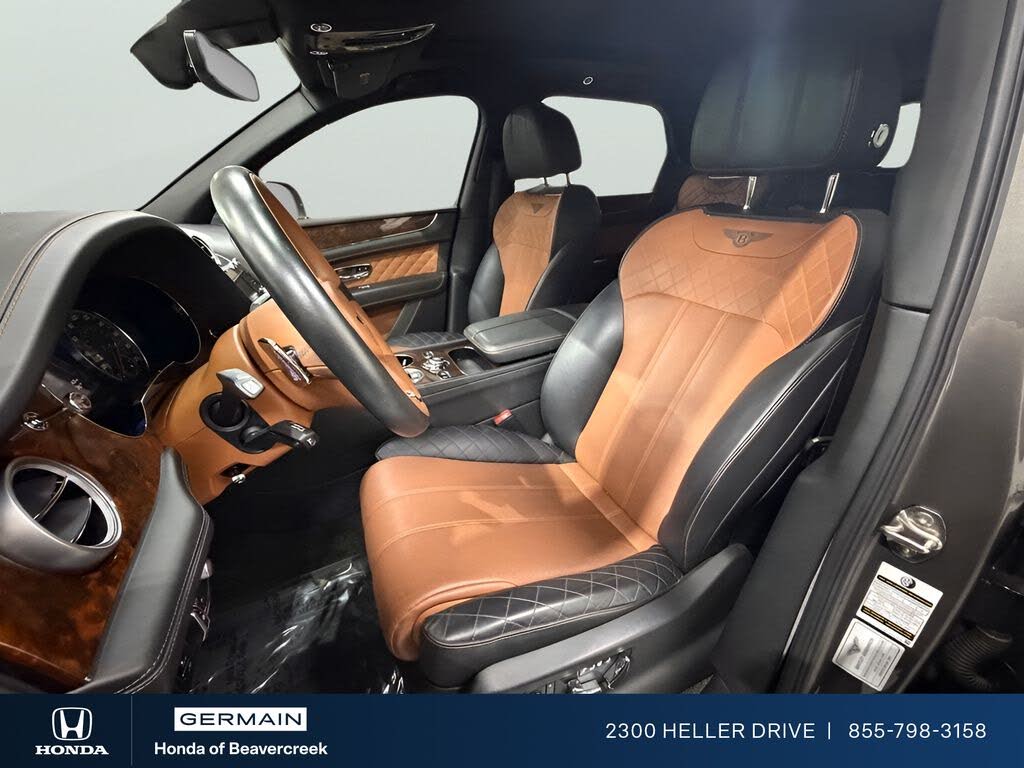 2018 Bentley Bentayga W12 Signature Edition AWD photo 12